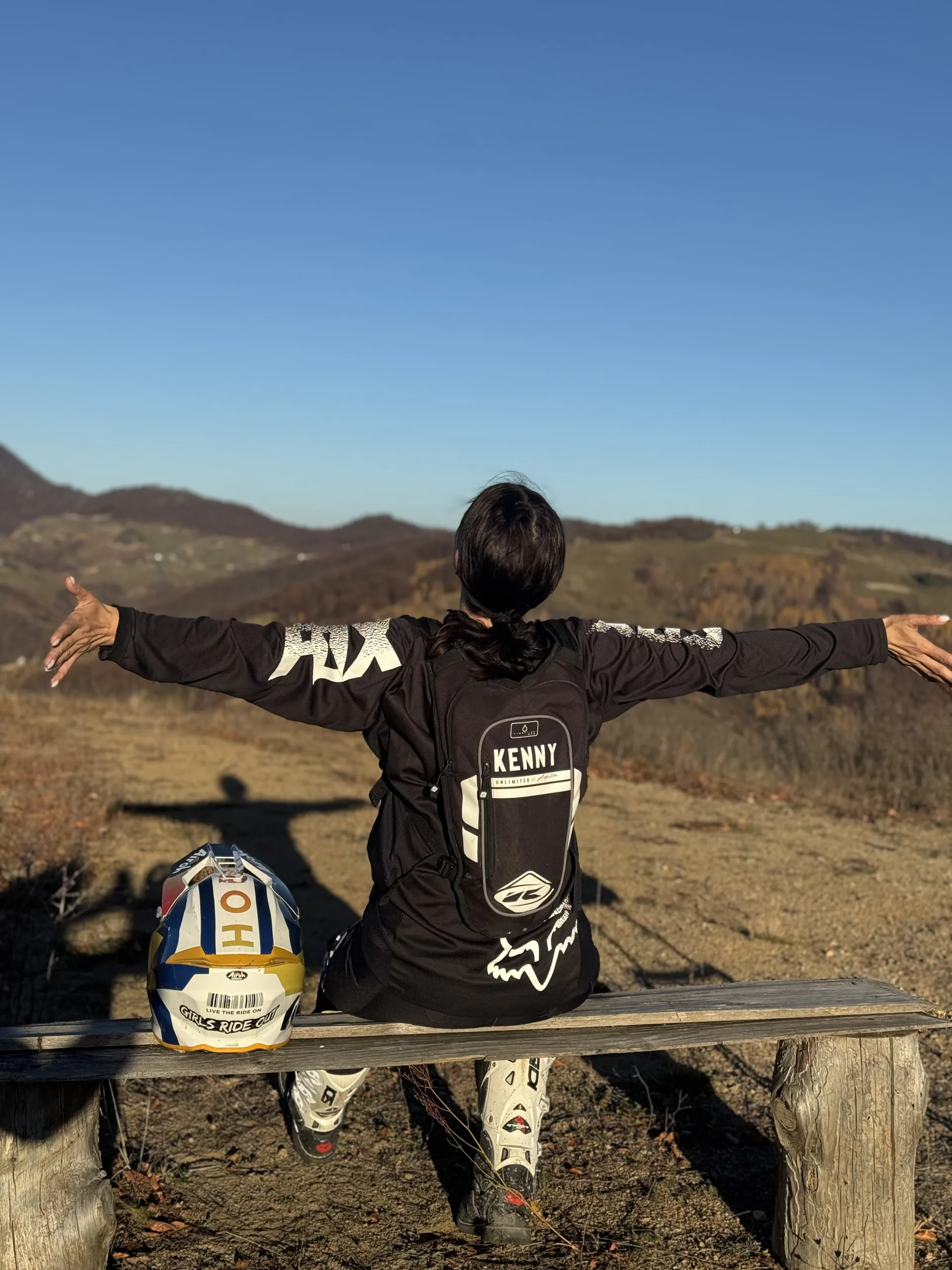 Girls Ride Out | Hai în taberele Girls Ride Out din Brașov: enduro pentru femei, natură, libertate, cazare premium și experiențe care îți resetează mintea și corpul.